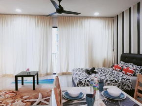 Peanut Butter Homestay - Trefoil Setia Alam